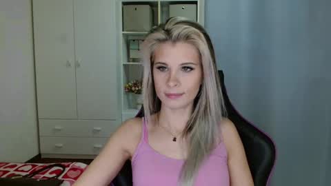 KristineAmore online show from February 9, 7:23 am