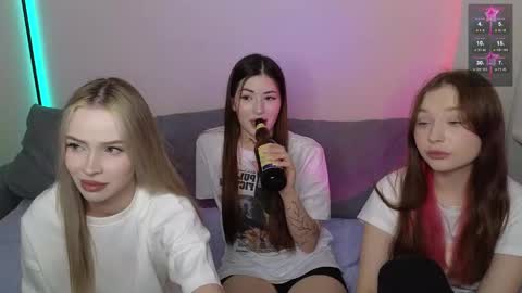 Kristy and Alice online show from January 14, 5:23 pm