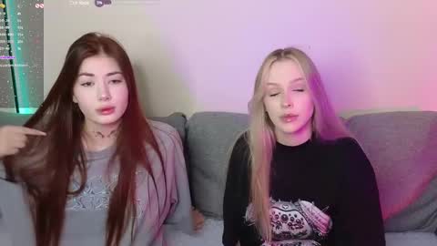 Kristy and Alice online show from January 30, 2:04 pm