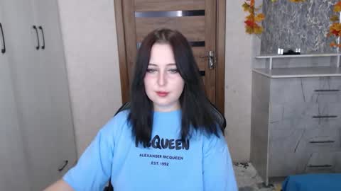 Kristy online show from December 1, 11:32 pm