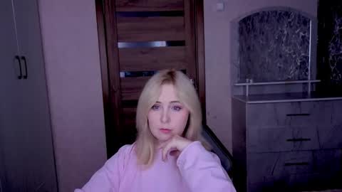 Kristy online show from March 13, 11:33 pm