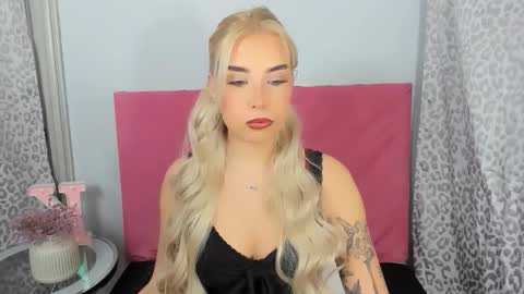 KristyFlowers online show from January 13, 3:28 pm