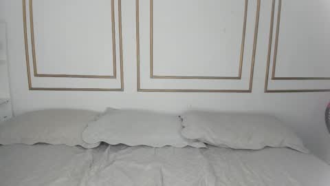 Snapshot of kristyl_paez chatting on March 4, 5:56 pm Cristina online show from March 4, 5:56 pm