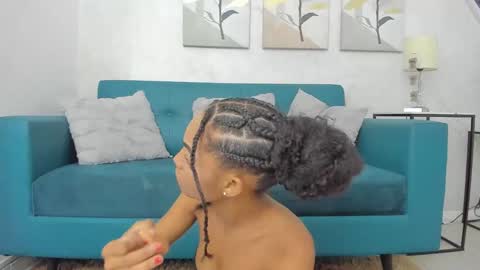 Snapshot of kristyl_paez chatting on October 8, 7:44 pm Cristina online show from October 8, 7:44 pm