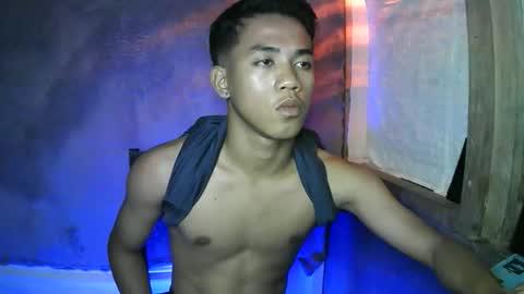 kritthanarkorn online show from October 1, 1:06 pm