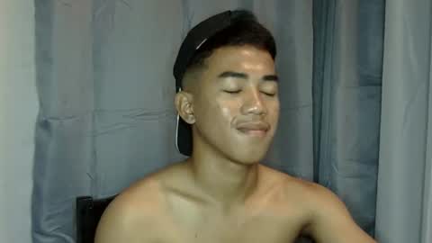 kritthanarkorn online show from November 26, 2:40 pm