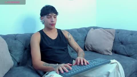 Kroy Wave  Muscle Tattoos Latino online show from June 22, 3:25 am