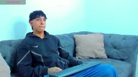 Kroy Wave  Muscle Tattoos Latino online show from June 29, 4:30 am
