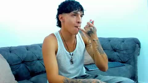 Kroy Wave  Muscle Tattoos Latino online show from July 12, 3:41 am