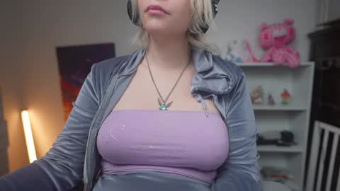 Krystal Syx online show from January 14, 6:49 pm