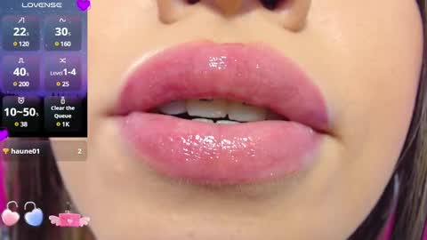 Snapshot of krysten_ritter2 chatting on January 26, 7:53 am krys online show from January 26, 7:53 am