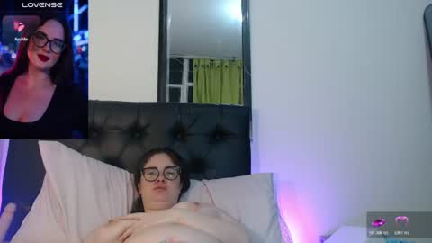 kryystaladams online show from July 30, 12:15 pm