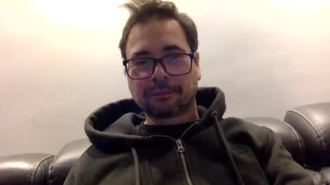 krzysztof1977 online show from January 6, 10:23 pm