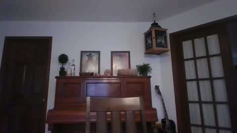 Snapshot of kskander19 chatting on October 30, 5:35 pm kskander19 online show from October 30, 5:35 pm