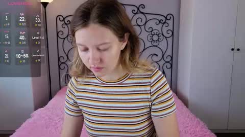 Snapshot of ksuhesa chatting on October 13, 2:11 am ksuhesa online show from October 13, 2:11 am