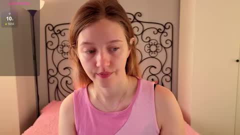 Snapshot of ksuhesa chatting on October 24, 2:08 am ksuhesa online show from October 24, 2:08 am