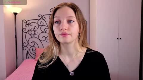 Snapshot of ksuhesa chatting on November 2, 2:03 am ksuhesa online show from November 2, 2:03 am