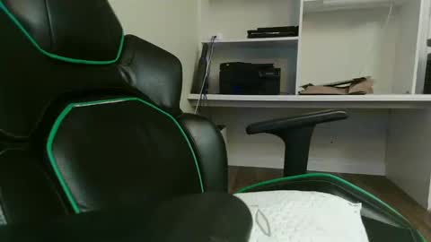 Kevin online show from December 8, 7:37 am