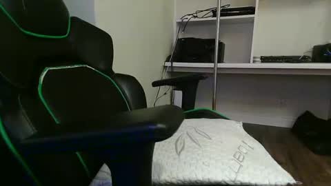 Kevin online show from October 24, 6:54 am