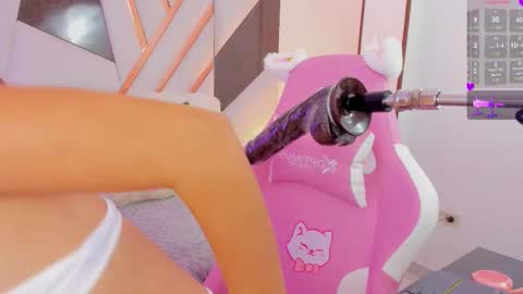 SARA online show from October 10, 12:15 pm