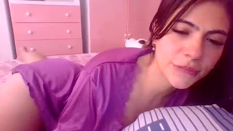 KUMA -Tw  SweetKuma online show from November 24, 5:45 pm