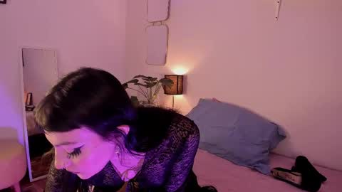 Sofia online show from June 5, 8:14 pm