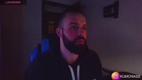 Snapshot of kumonass chatting on March 18, 7:11 am kumonass online show from March 18, 7:11 am