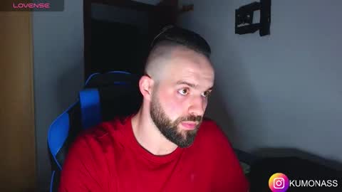 Snapshot of kumonass chatting on March 20, 8:03 pm kumonass online show from March 20, 8:03 pm