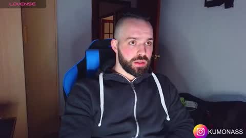 Snapshot of kumonass chatting on March 30, 8:04 am kumonass online show from March 30, 8:04 am