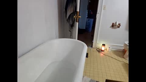 kuntryboyfresh1995 online show from December 4, 8:17 pm