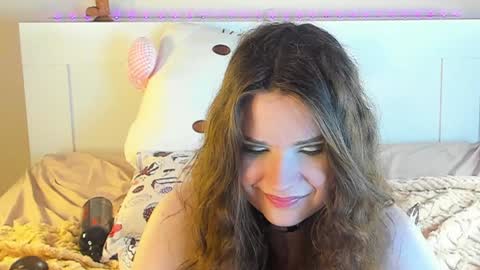 Snapshot of kuraii_ chatting on January 19, 10:17 pm Anna online show from January 19, 10:17 pm