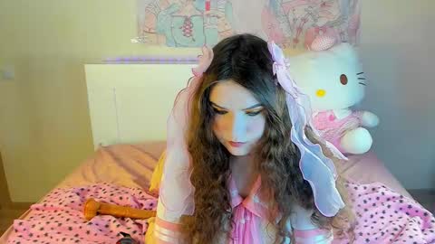 Snapshot of kuraii_ chatting on March 7, 8:22 pm Anna online show from March 7, 8:22 pm