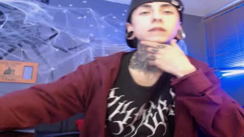 kuregari_xs online show from October 31, 5:19 am