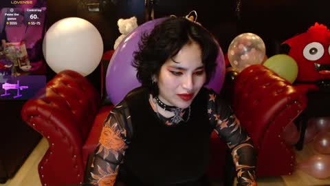 Fetiche Woman online show from December 4, 5:16 am