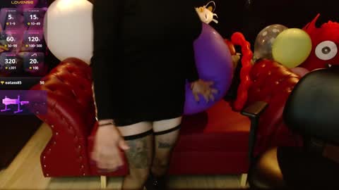 Fetiche Woman online show from December 5, 9:06 am
