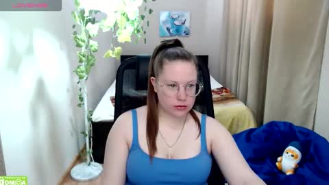 kuri_u online show from February 10, 9:35 am