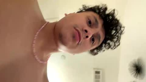 kurlz5stard online show from February 25, 8:35 am