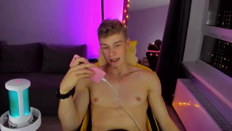 kurt_hanssen online show from September 16, 7:48 pm