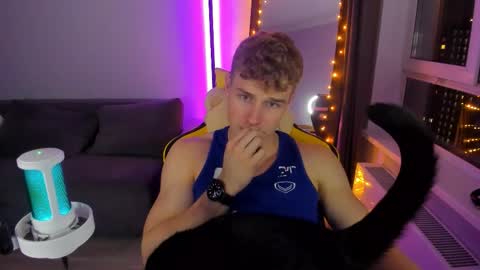 Snapshot of kurt_hanssen chatting on October 25, 7:52 pm kurt_hanssen online show from October 25, 7:52 pm