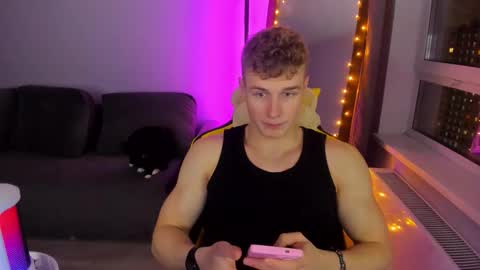 Snapshot of kurt_hanssen chatting on November 18, 6:56 pm kurt_hanssen online show from November 18, 6:56 pm