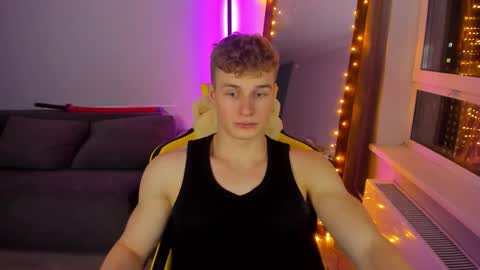 Snapshot of kurt_hanssen chatting on November 26, 5:03 pm kurt_hanssen online show from November 26, 5:03 pm