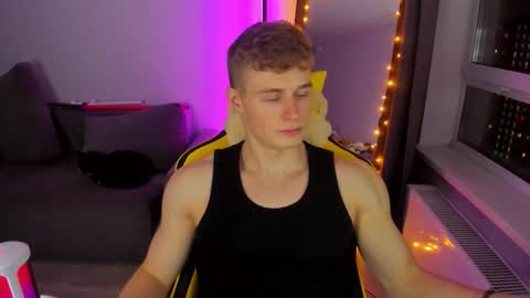 Snapshot of kurt_hanssen chatting on December 3, 5:22 pm kurt_hanssen online show from December 3, 5:22 pm