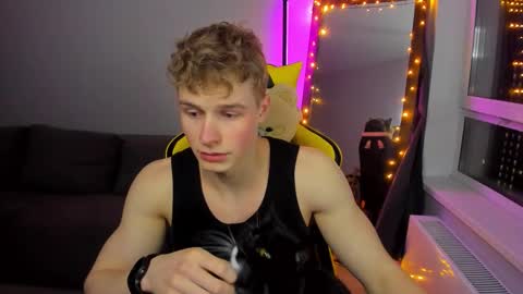 kurt_hanssen online show from March 15, 8:15 pm