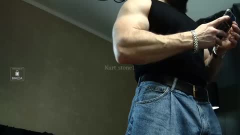 kurt_stone1 online show from June 3, 7:41 pm