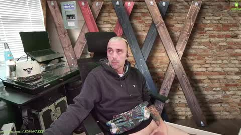 kuruptxxx online show from January 18, 5:37 pm