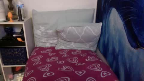 Snapshot of kush_master chatting on March 27, 2:17 am Deville Play Room online show from March 27, 2:17 am