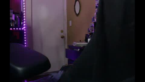 Kushgoth online show from September 29, 4:17 am