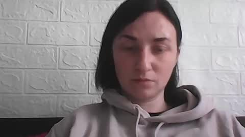 kusia032132 online show from April 8, 6:46 am