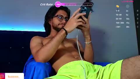 Snapshot of kuzzcoo chatting on June 22, 12:46 pm kuzzcoo online show from June 22, 12:46 pm