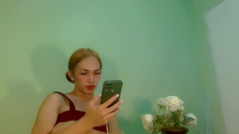 Kween online show from January 4, 8:59 pm